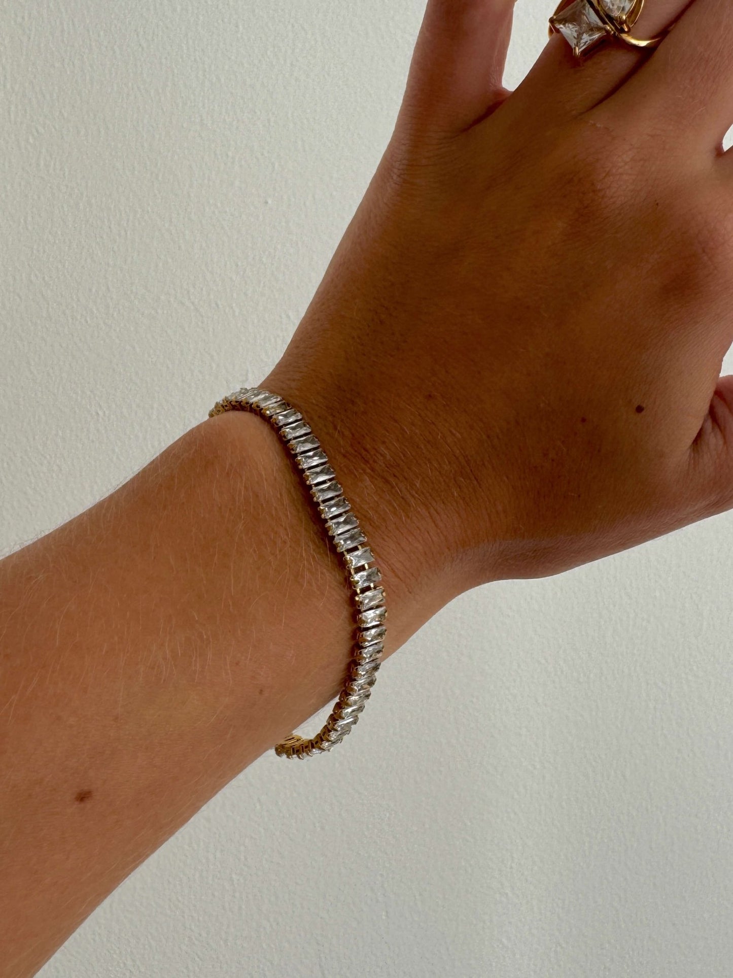 ZEYA - Baguette Tennis Bracelet
