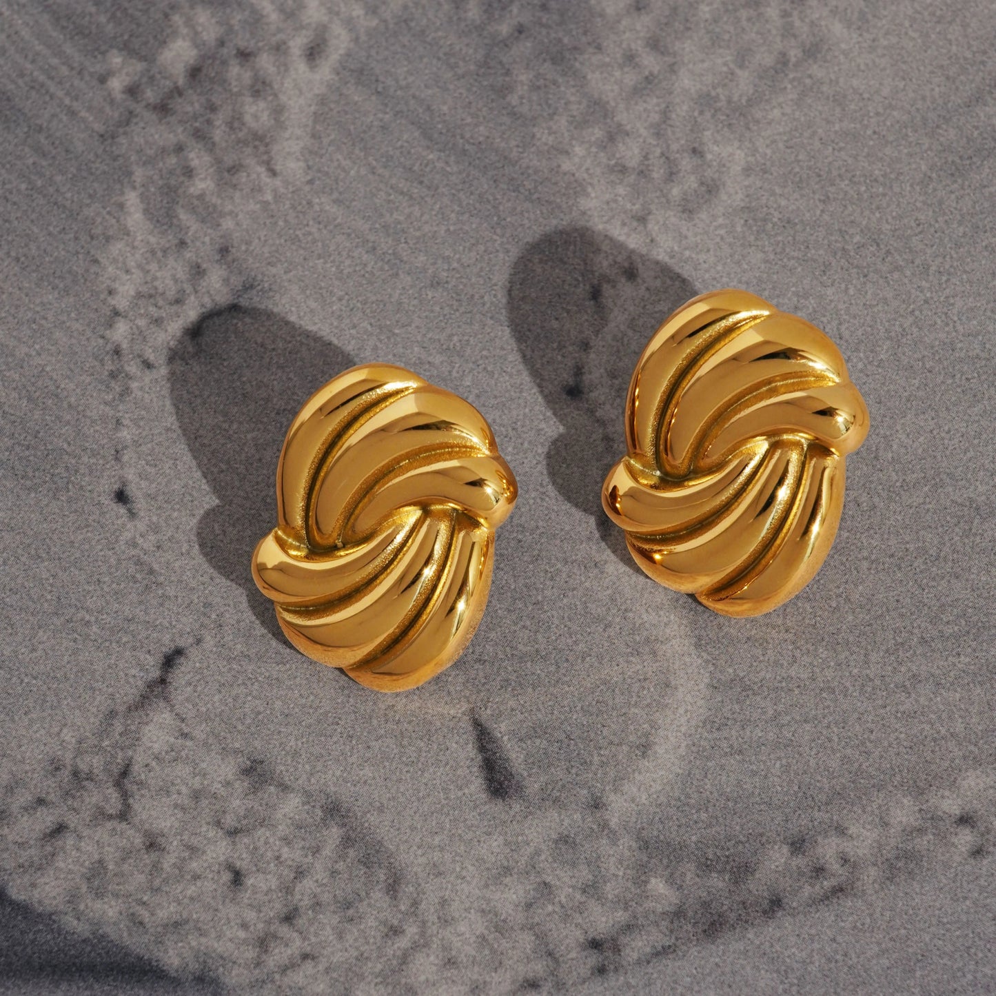 ZEYA - Camille Twist Earrings