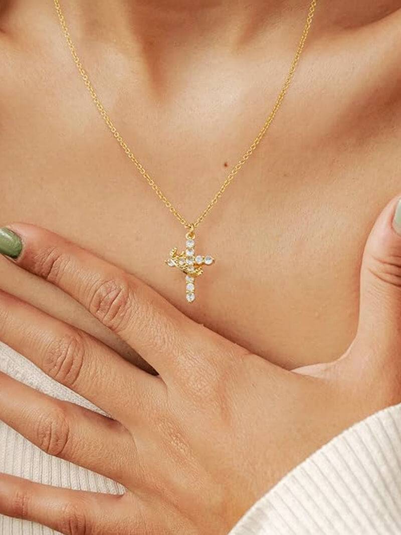 ZEYA - Cross Necklace