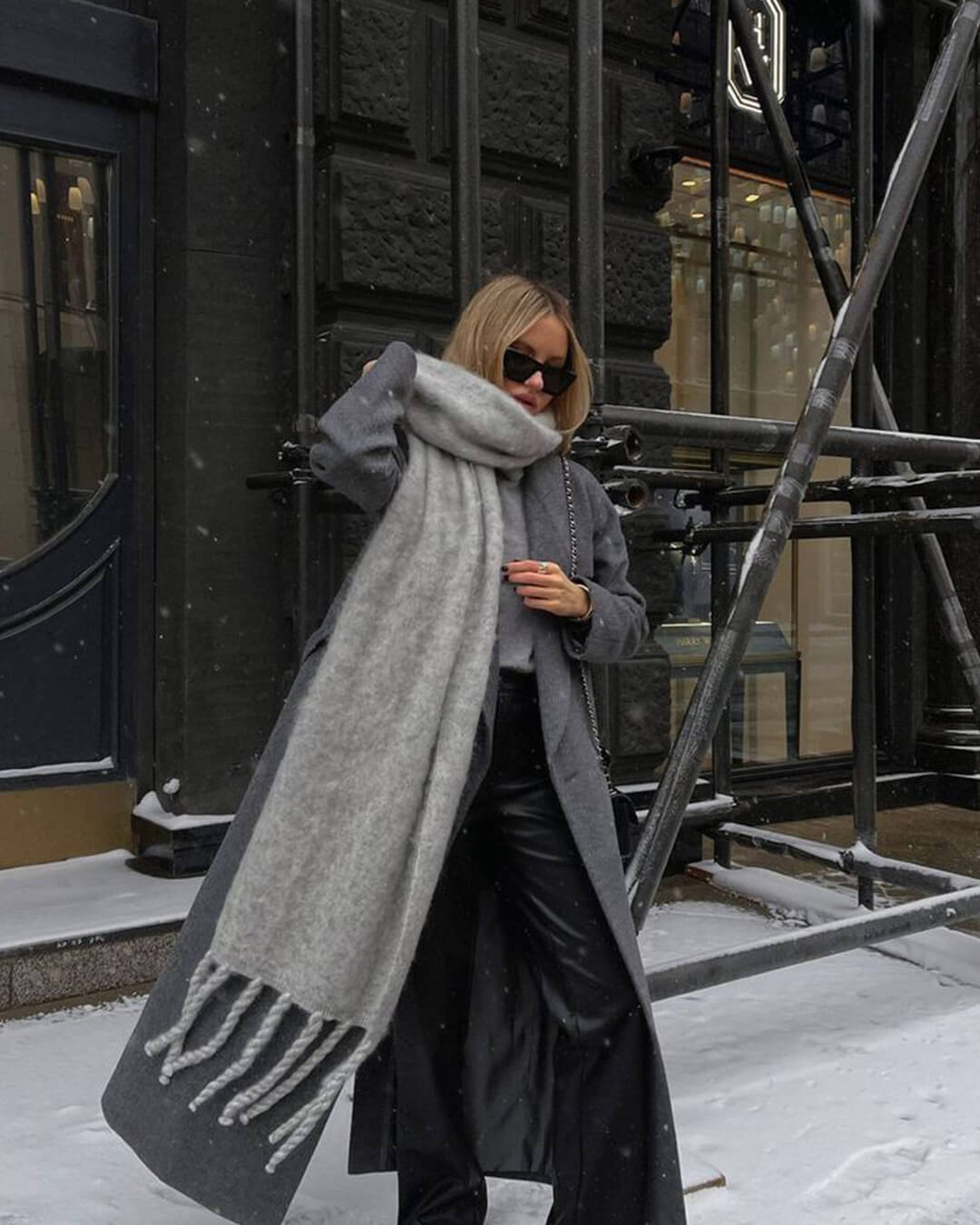 ZEYA - Gabriella Tasseled Winter Scarf