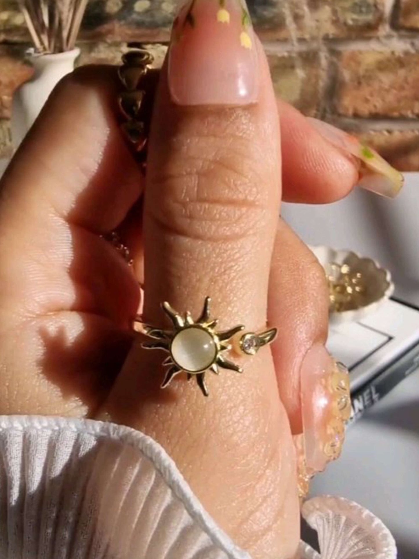 ZEYA - Sun Spinner Ring